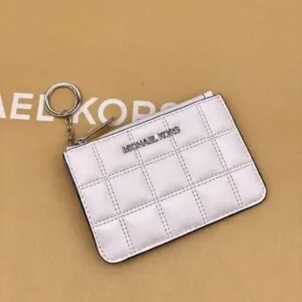 NWT Michael Kors | White Puffer Quilted Vegan Leather Card Holder Keychain $228